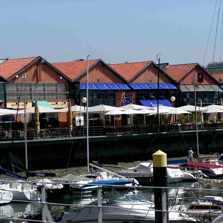 Alto De Santo Amaro Terrace Lisbona